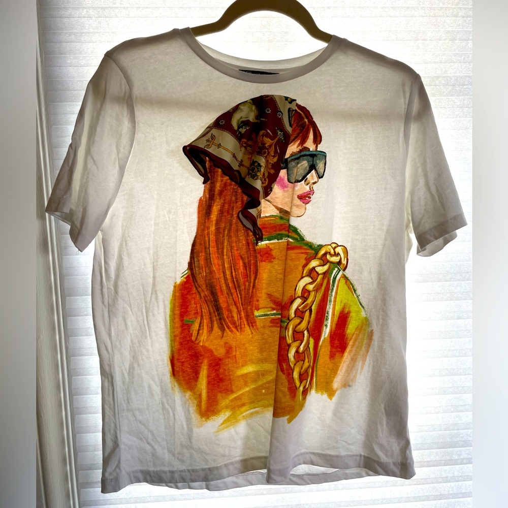 T-shirt
